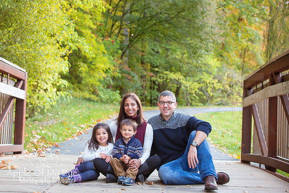 Patel_Peterson_Family_Fall_2015_Sharing-17