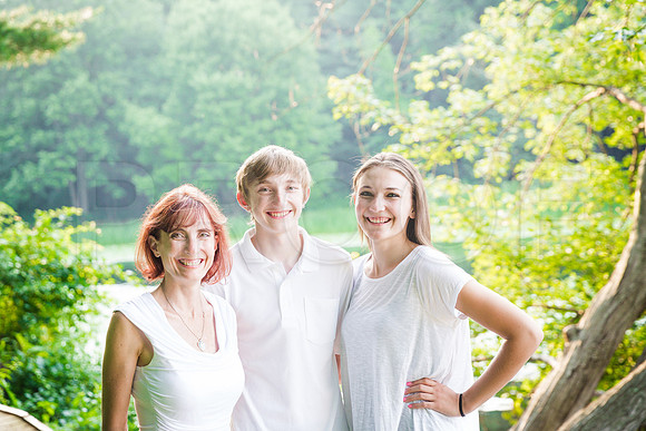 DeLach_Family_Spring_2015-36