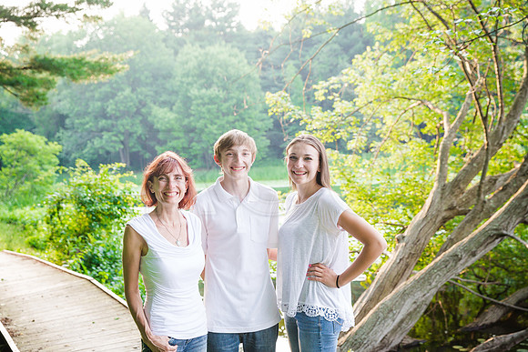 DeLach_Family_Spring_2015-40