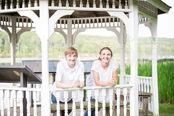 DeLach_Family_Spring_2015-3