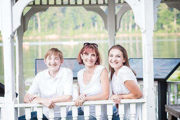 DeLach_Family_Spring_2015-126
