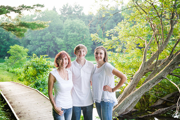 DeLach_Family_Spring_2015-38